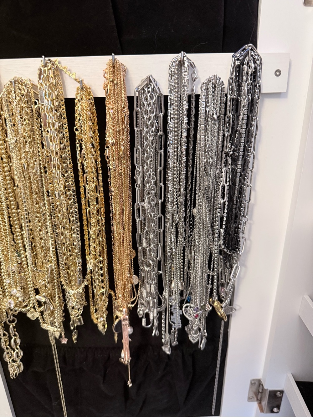 Necklace Collection - Picture 2 of 2
